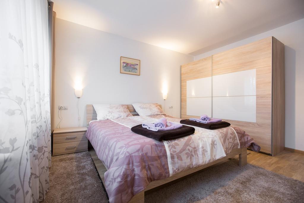 Apartment Max Загреб Экстерьер фото